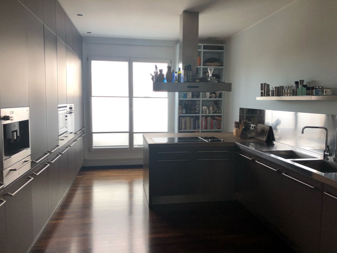 Schöne Penthous Wohnung in Frankfurt